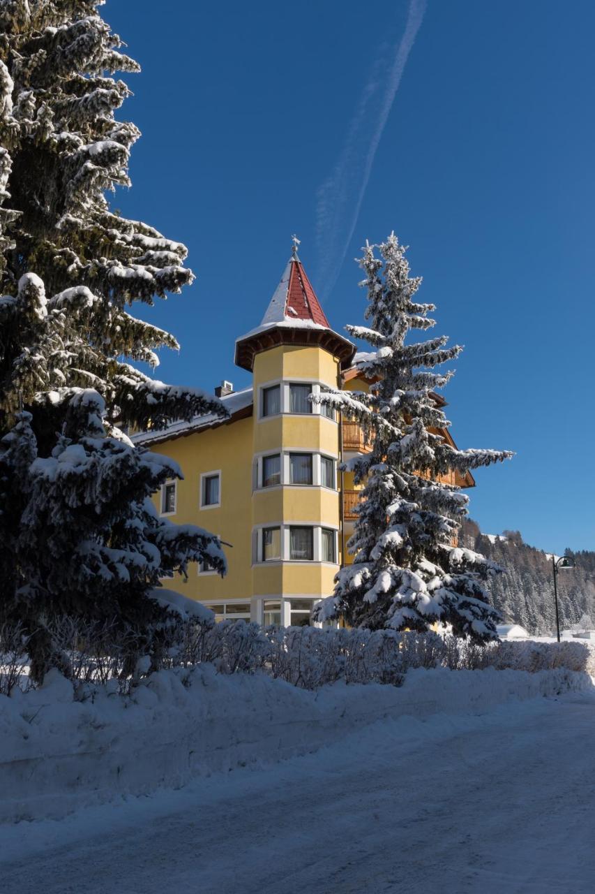 Hotel Cristallo Toblach Exteriér fotografie