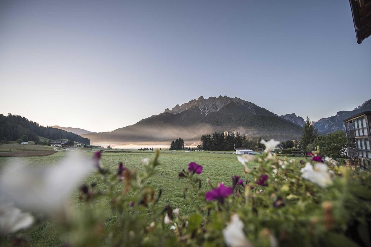 Hotel Cristallo Toblach Exteriér fotografie