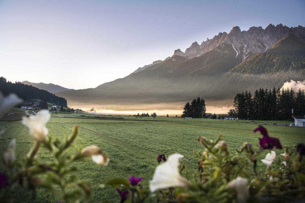 Hotel Cristallo Toblach Exteriér fotografie